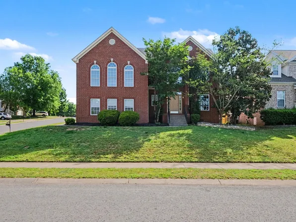 131 Herons Nest Ln, Hendersonville, TN 37075