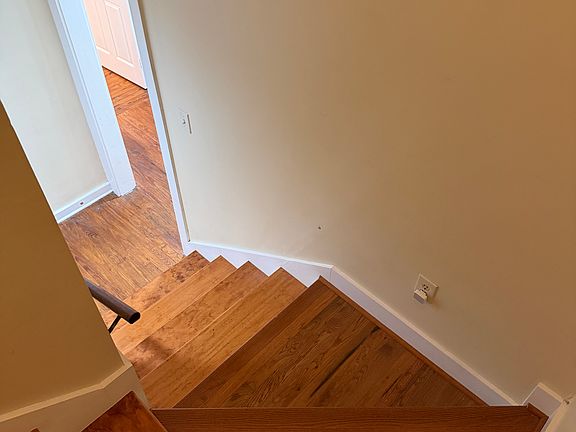 3rd image of 510 E 64th St