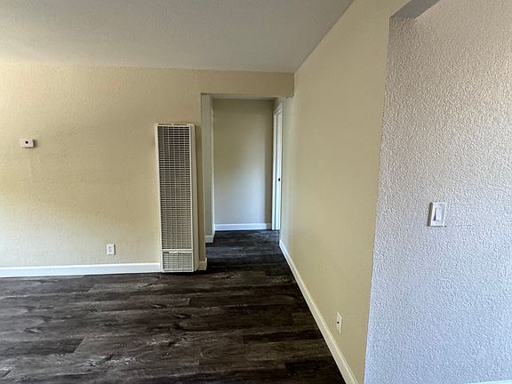 3rd image of 1565 Monroe St #5
