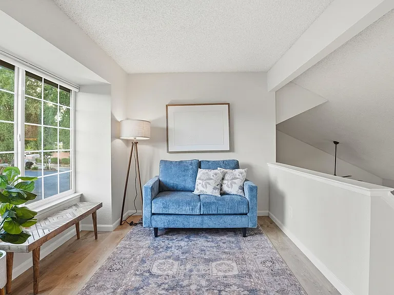 8 Coyle Creek Cir — Photo 13