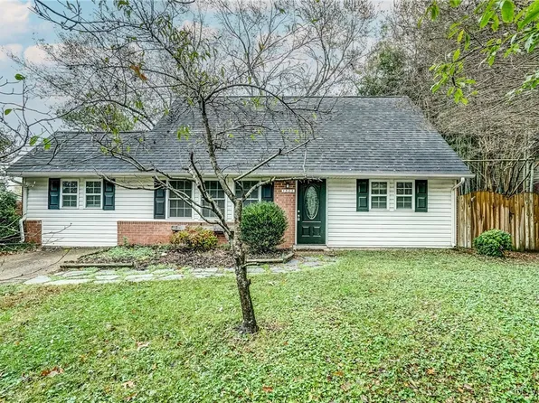 1305 Wembly Rd, Henrico, VA 23229