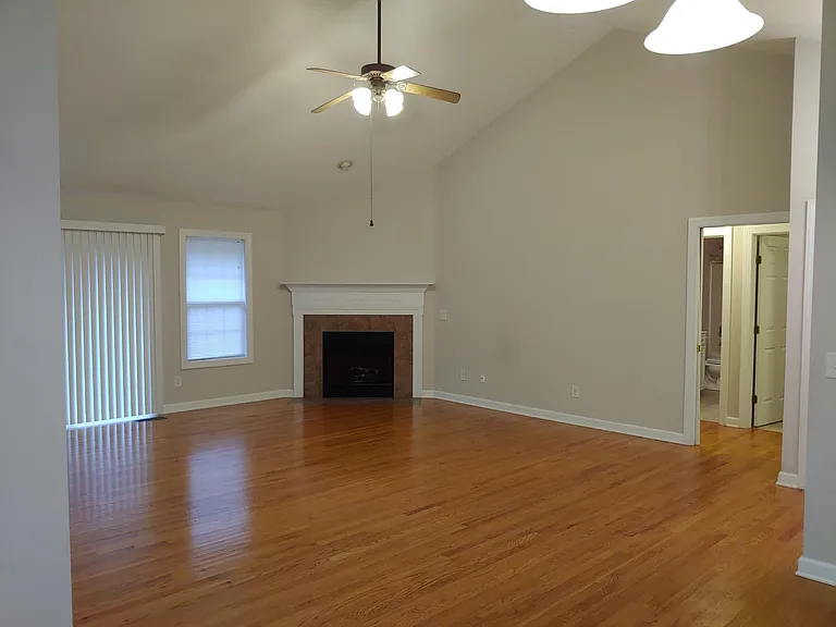 1 Beryl Ct — Photo 4