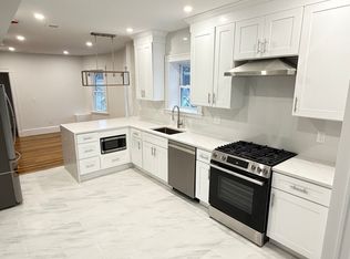 10 Beech St #4, Cambridge, MA 02140