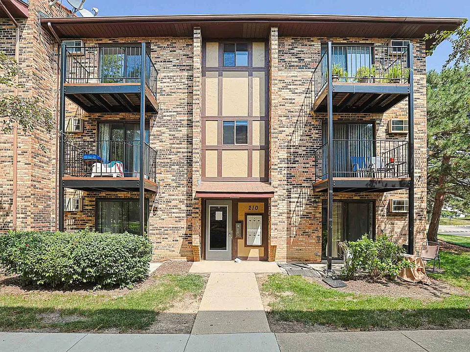 210 Klein Creek Ct #5E