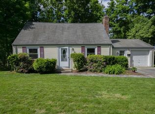 7 Ledgelawn Ave, Lexington, MA 02420