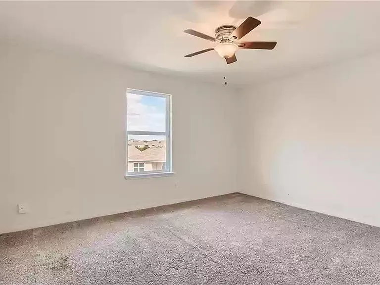 19708 James Manor St — Photo 14