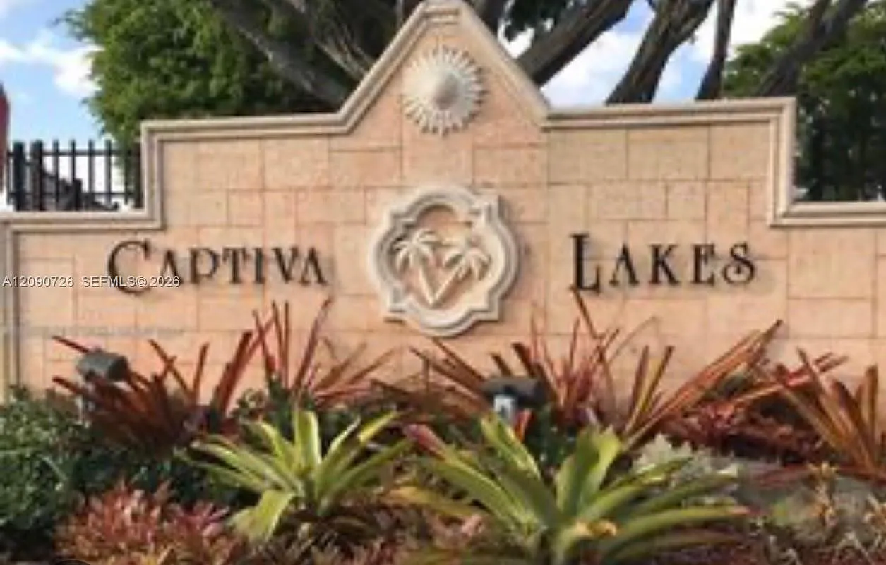 Captiva Lakes Villas Cond — Photo 1