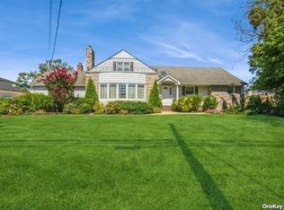 1991 Norshon Rd, Merrick, NY 11566