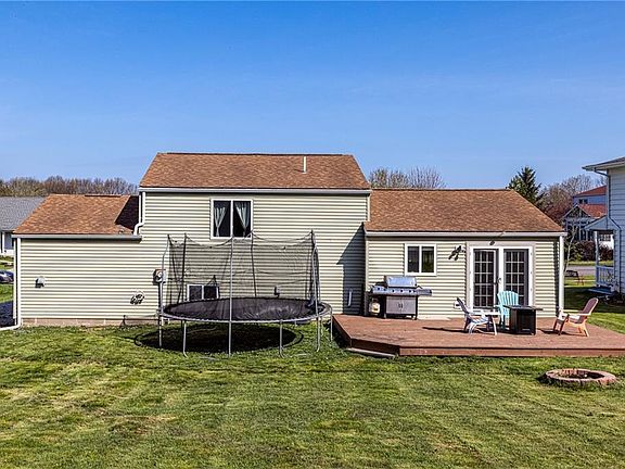 2nd image of 2133 Saint Andrew Dr