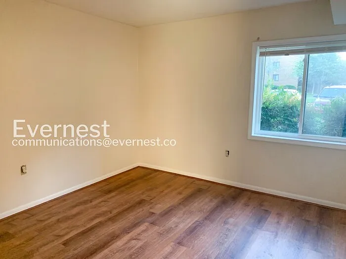 1528 Northgate Sq #2C — Photo 8
