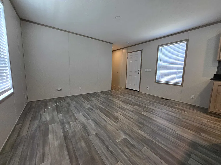 29800 Guilford Cir #151 — Photo 8