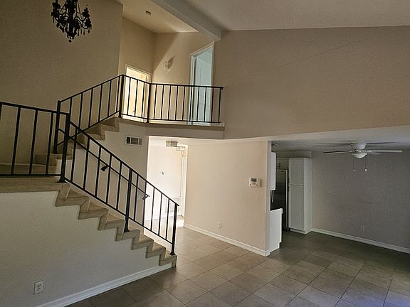 2nd image of 13180 Spire Cir