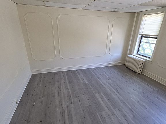 4th image of 38A Gautier Ave APT 203
