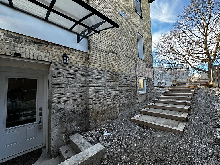 10 Shanley St #A — Photo 8