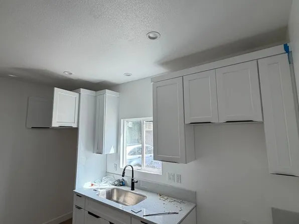 090, 1672 W 20th St APT 103, Los Angeles, CA 90007