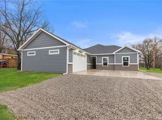 515 Truman St, Ottawa, KS 66067