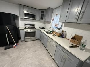849 E 227th St #1, Bronx, NY 10466