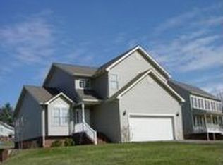 50 Carters Crossing Ln, Forest, VA 24551