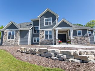 3822 Timber Stone Way, Hubertus, WI 53033