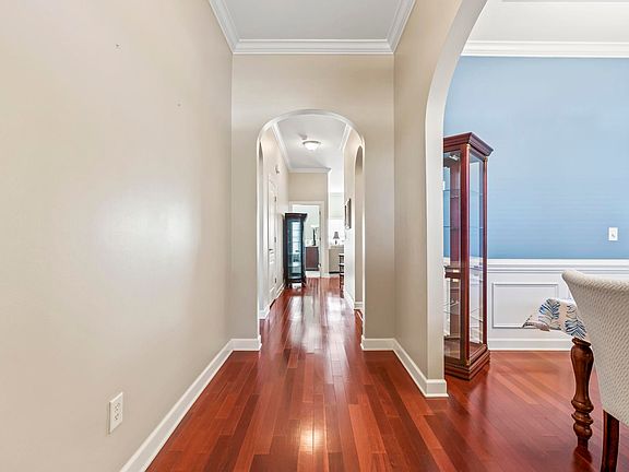4th image of 605 Tattlesbury Dr. #605 Tattlesbury Drive