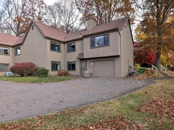 313 South Trail #B, Stratford, CT 06614