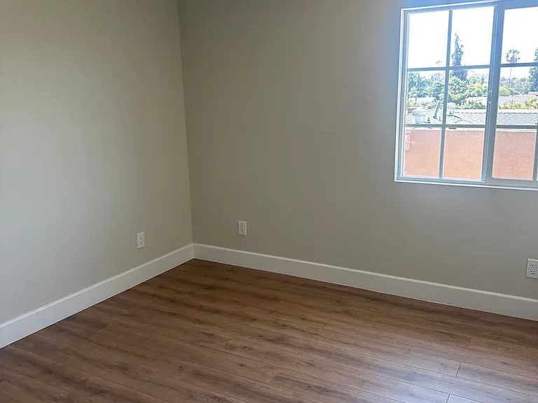 621 N Hatfield Ave #A — Photo 11