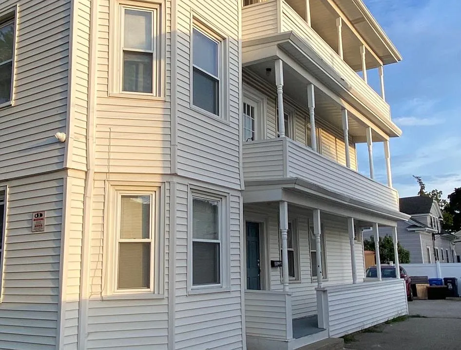 14 Sabra St #2