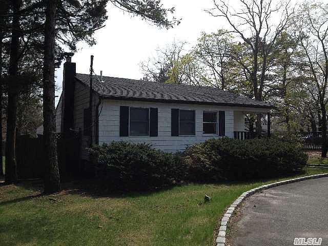 2nd image of 84 Hawthorne St