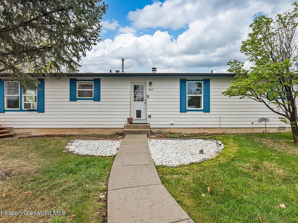 1st image of 1917 Pickett Ln