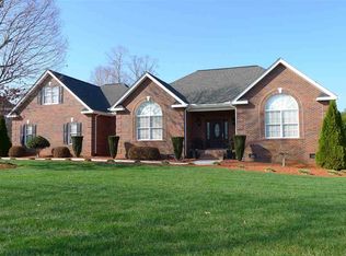 3635 Steve Ikerd Dr NE, Hickory, NC 28601
