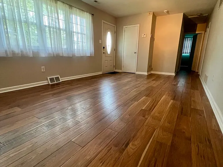 4604 David Dr — Photo 7