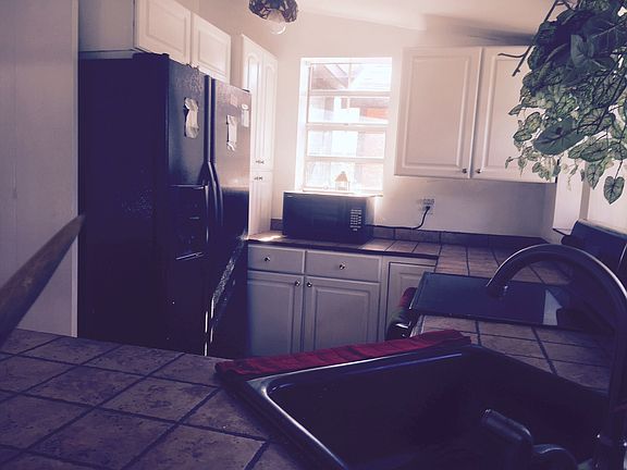 2nd image of 5818 Liverpool Dr