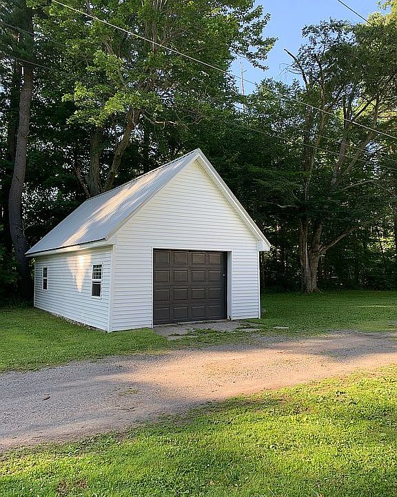 2nd image of 22492 Duffy Rd
