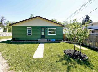 1120 Normal St, Minot, ND 58703