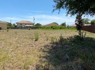 419 SW Cahoon Ct, Port Saint Lucie, FL 34953