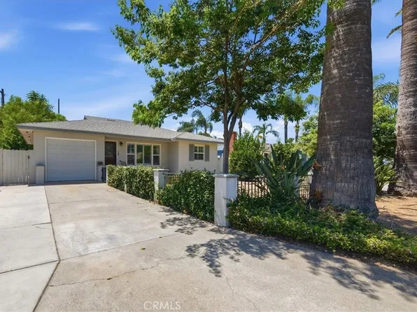 4158 Gardena Dr, Riverside, CA 92506