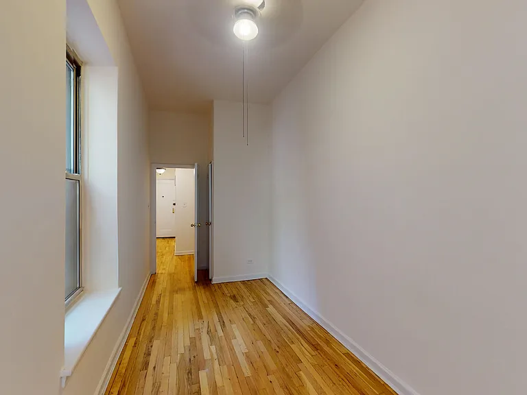 107 W 68th St #C1 — Photo 9