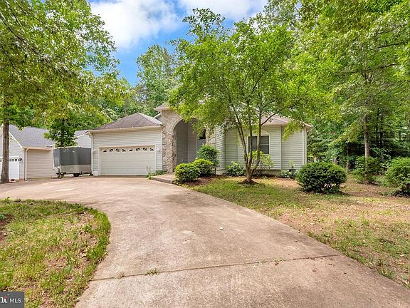 Paved concrete driveway