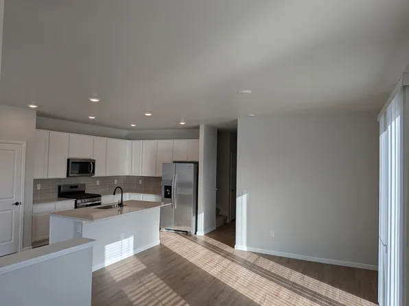 14049 Deertrack Ln, Parker, CO 80134