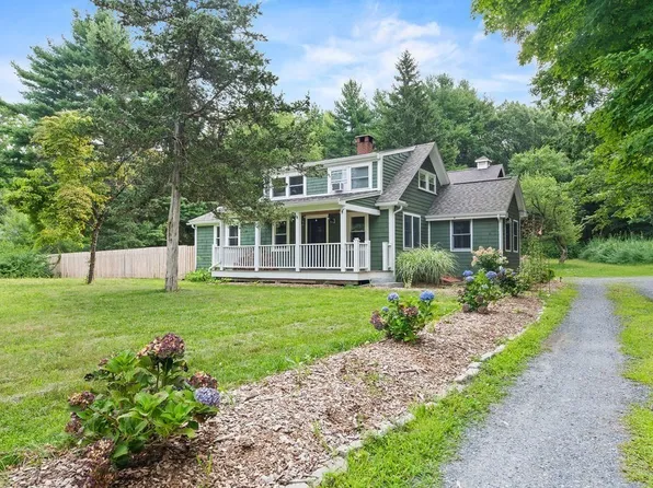 287 Taunton St, Wrentham, MA 02093