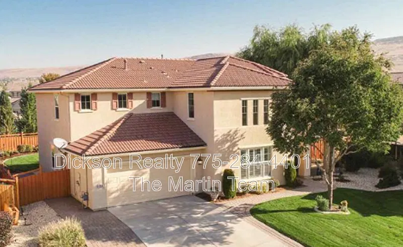 4 bed, 2.5 bath, 2965 sqft, $3,100 — Photo 1