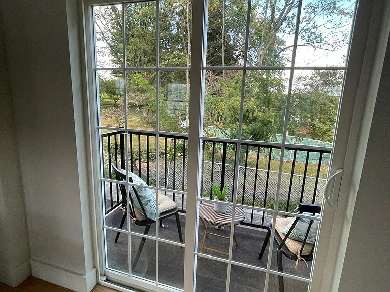 237 Boyden Ave — Photo 16