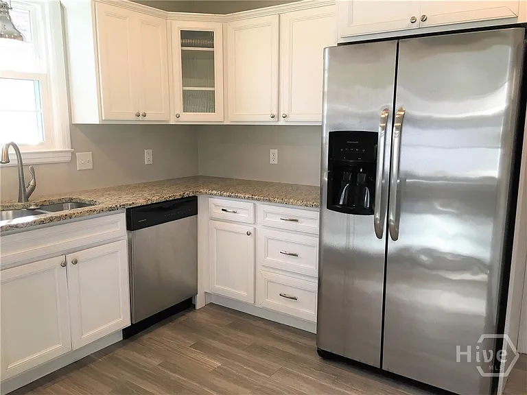 130 Andover Dr — Photo 20
