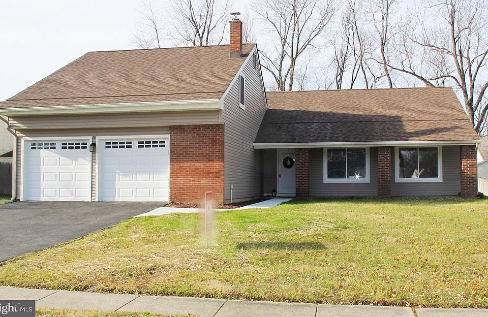 1st image of 9 Erynwood Ave