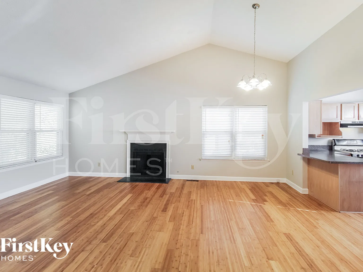 4 bed, 3.0 bath, 1838 sqft, $2,365 — Photo 2