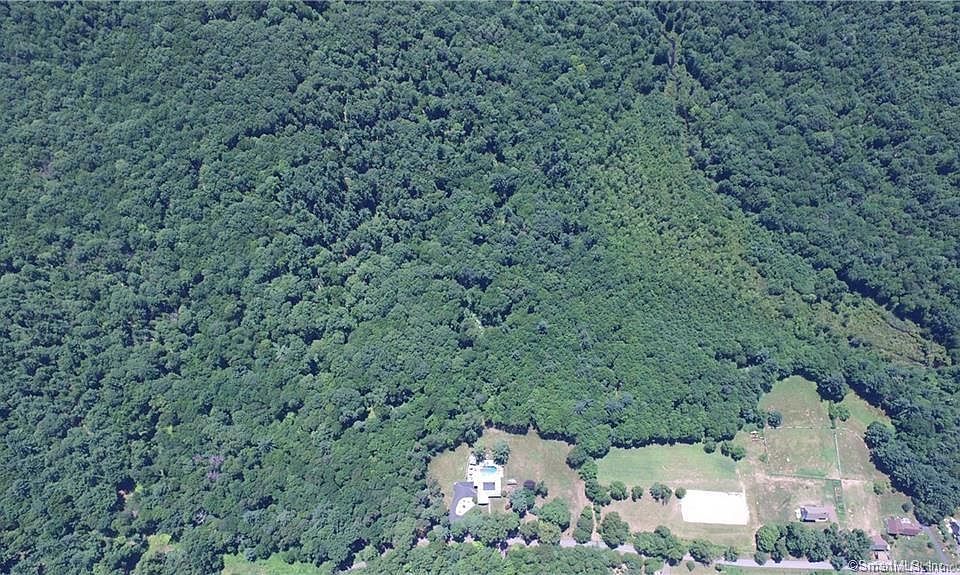 2nd image of 96 Dickinson Rd