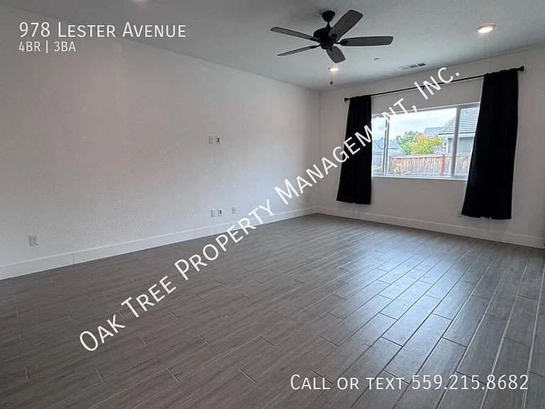 978 Lester Ave — Photo 5