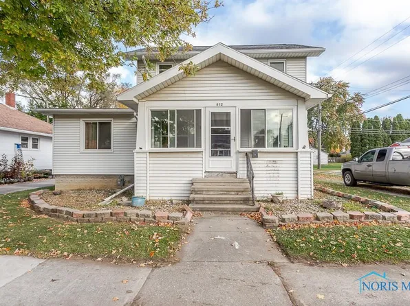 412 W Yeasting St, Gibsonburg, OH 43431