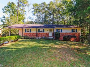 306 Skyway Dr, Warner Robins, GA 31088