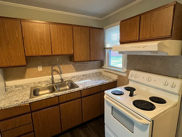 4433 Old Battlefield Blvd S #A — Photo 4